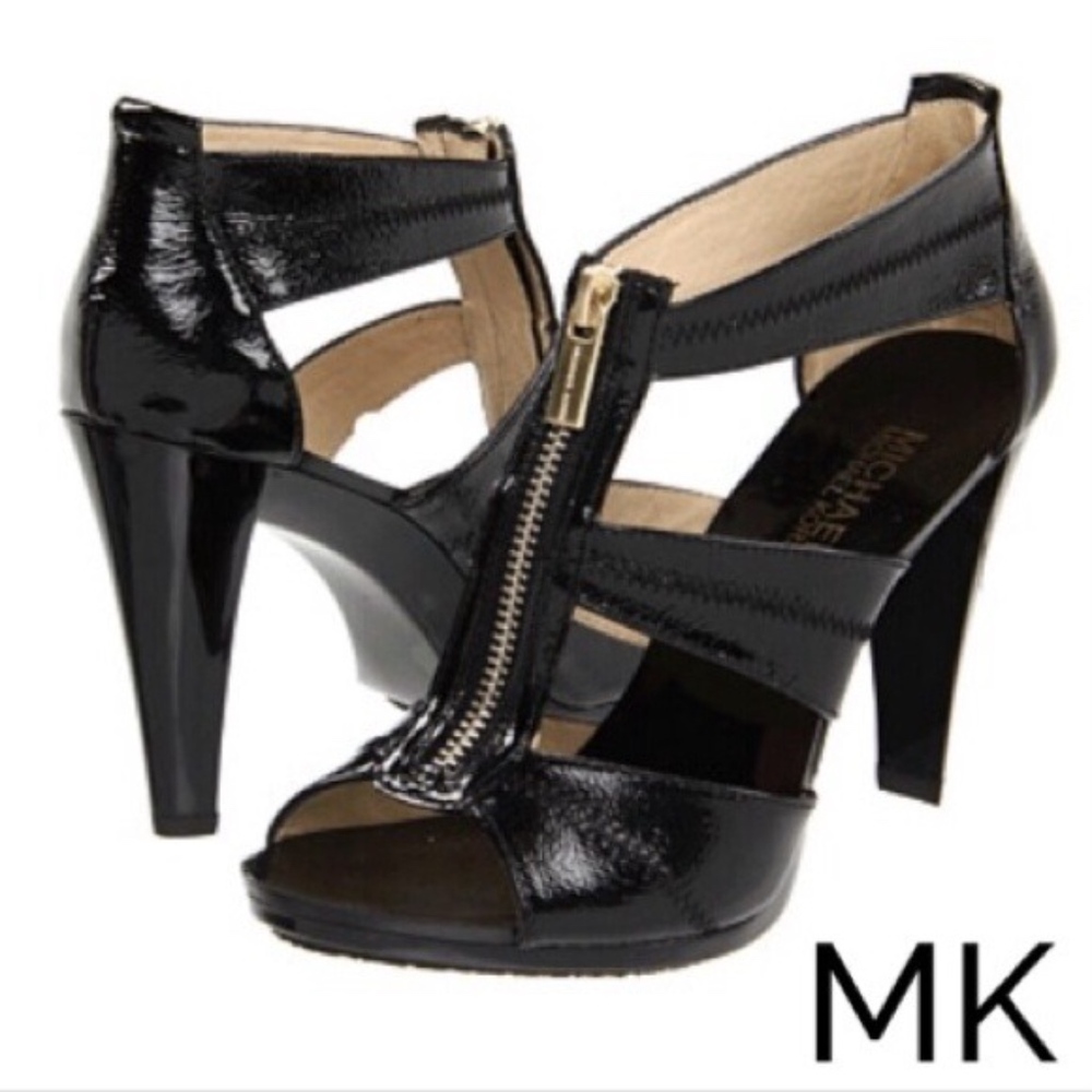 MICHAEL KORS 'Berkley' T-Strap Sandal